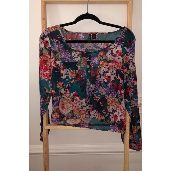 2 tillys forever 21 Longsleeve Floral Tops - Picture 1 of 4